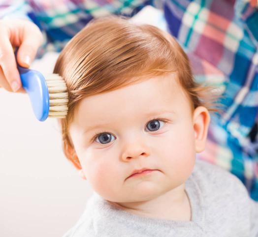 Bebeklerin Saçları Nasıl Gürleşir ?